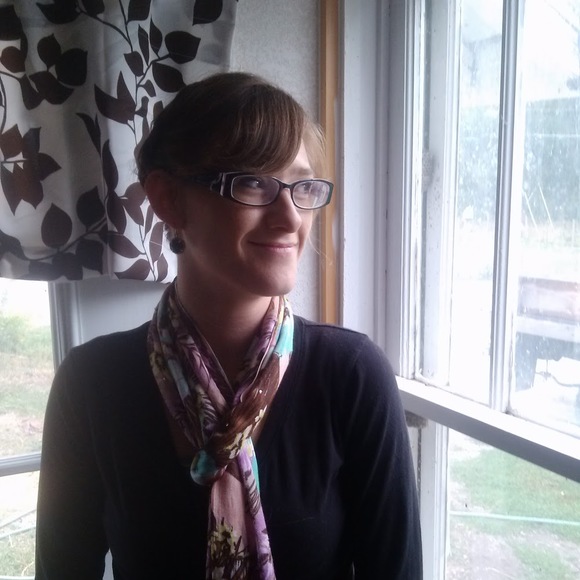 Meet your Posher, Renee - Picture 1 of 1